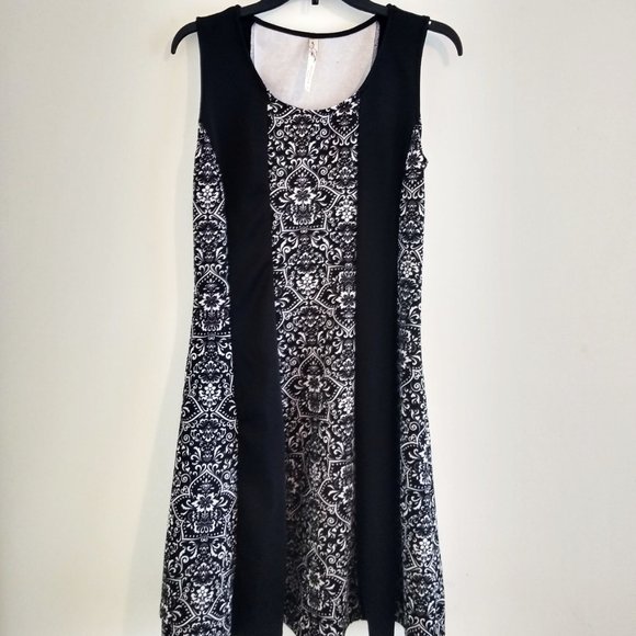 Andrea Missy Black Patterned Sundress - Picture 1 of 4